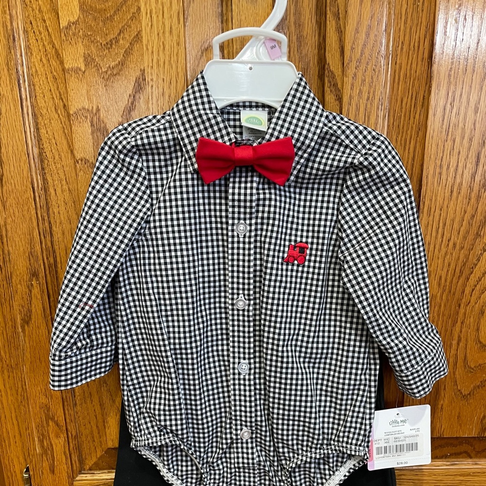 Darling boys outfit. Brand new